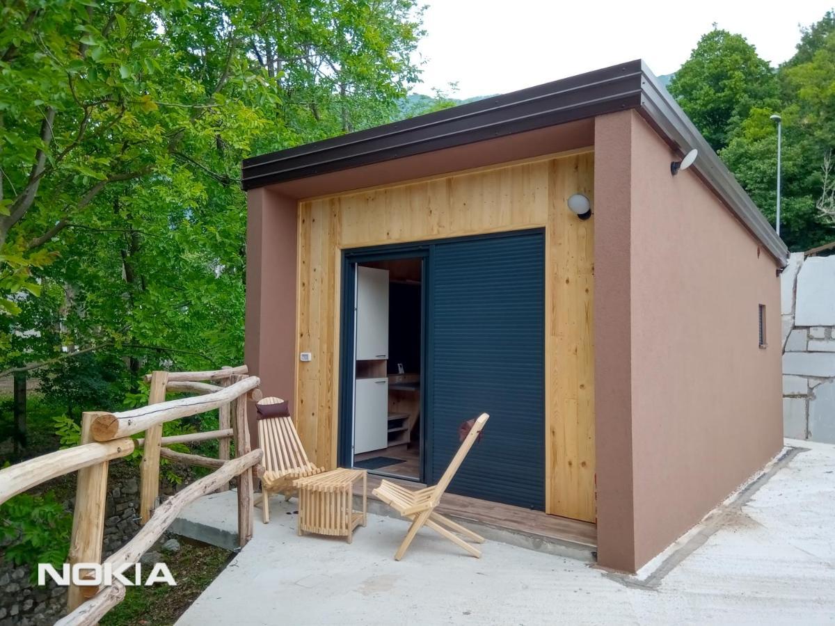 Pocitniski Hisici - Small Holiday Houses Ajdovščina Esterno foto